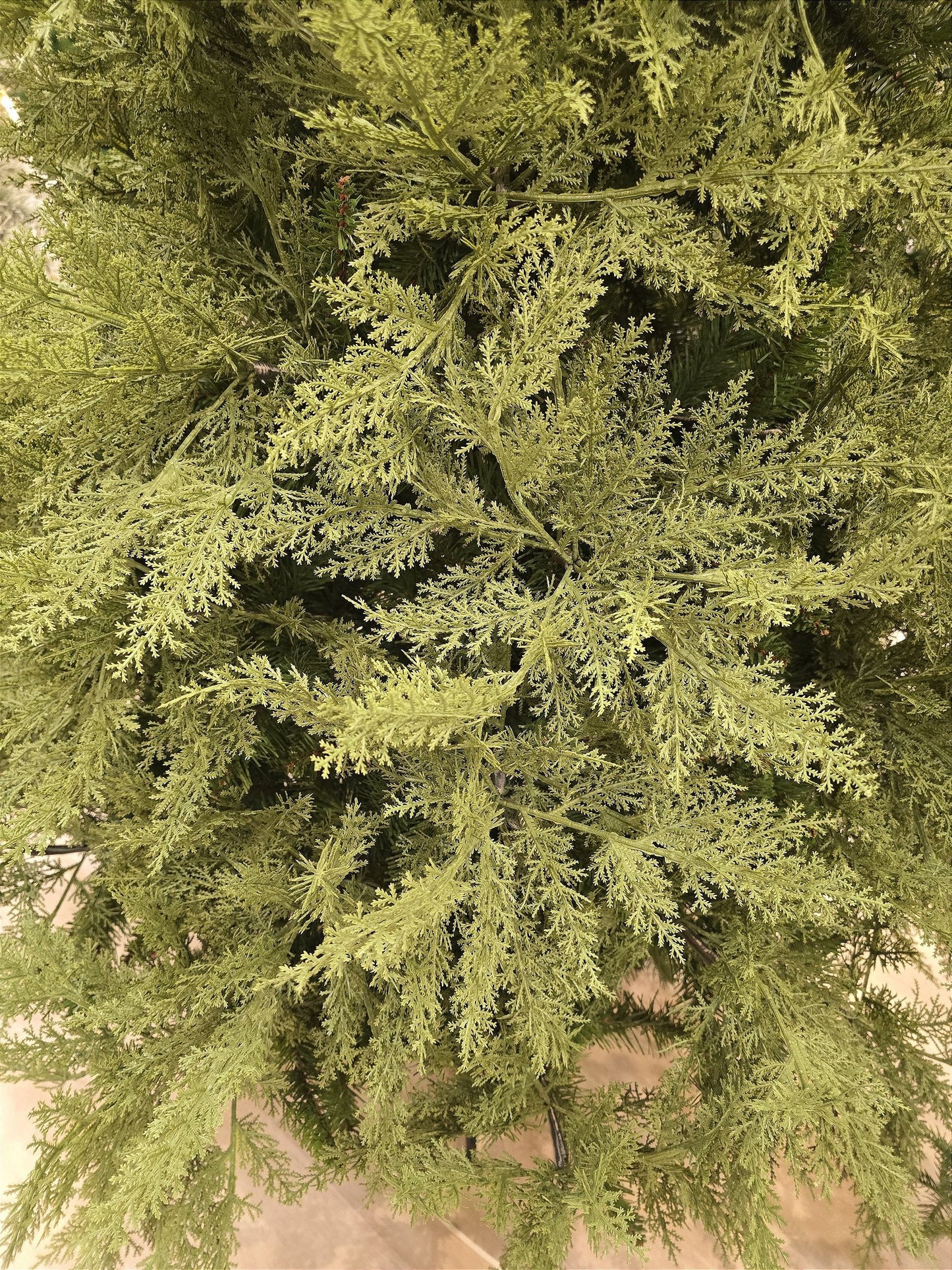 ÁRVORE PINHEIRO SUPER REALISTA NEW JERSEY 1240 GALHOS 2,10CM - PRÉ VENDA 2025